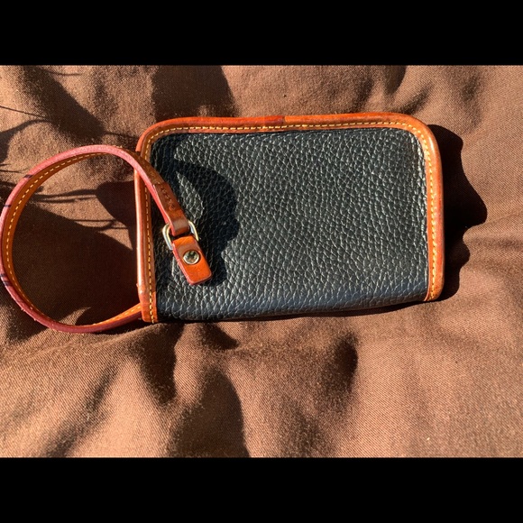 AUTHENTIC, VINTAGE DOONEY & BOURKE SMALL WRISTLET - Picture 2 of 8